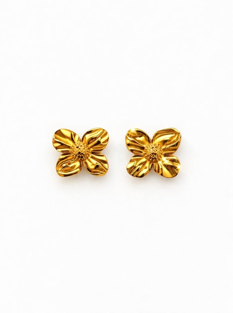 Orecchini con fiore oro