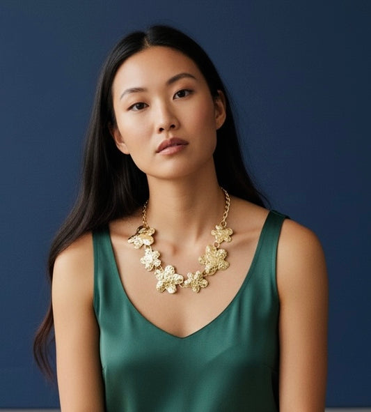 Collane a maglie con fiori